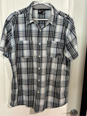 Vintage 55 Men’s Short Sleeve Plaid Button-Down Shirt in Black, White & Teal